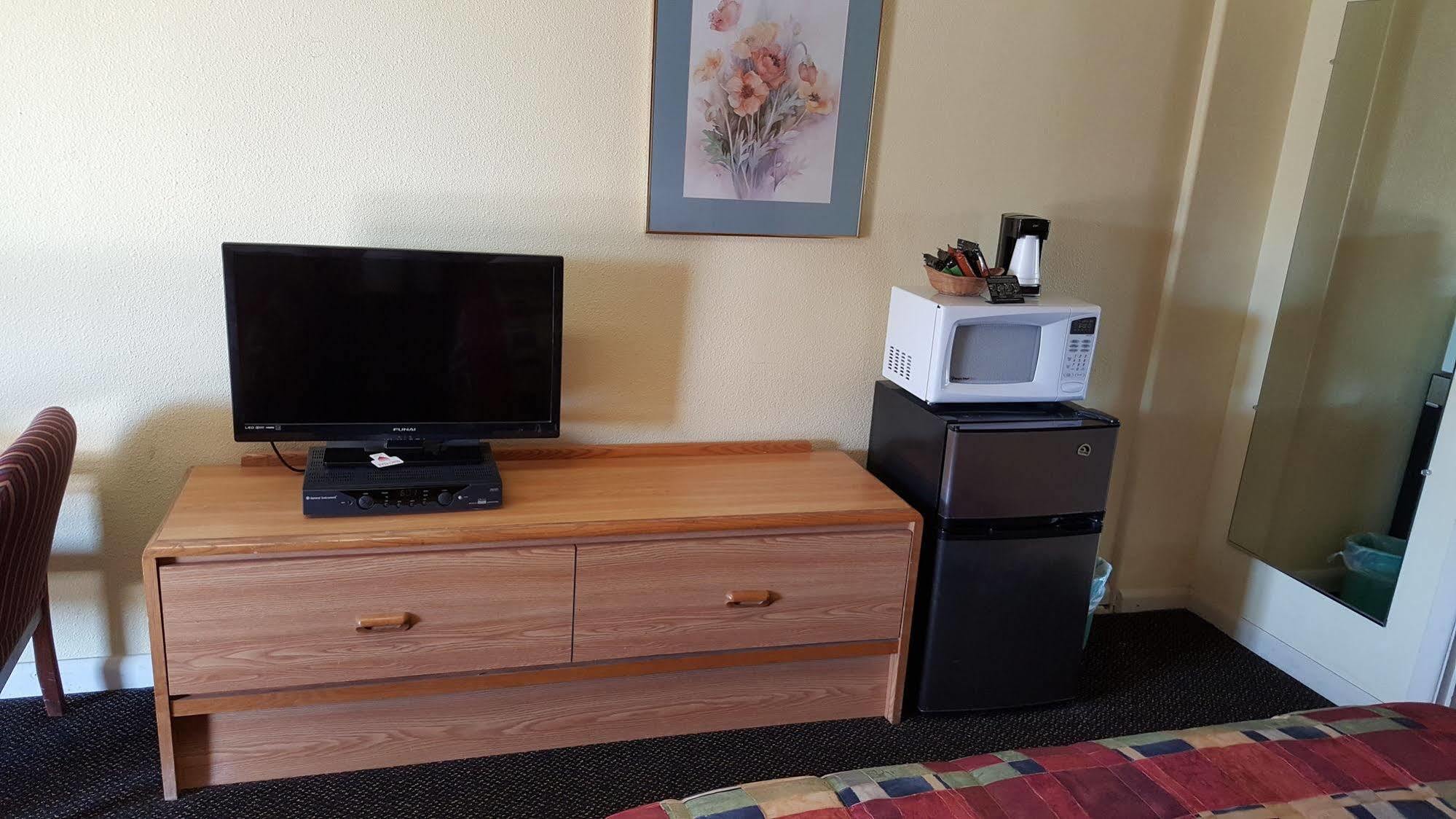 Valley Inn - Lebanon Oregon Ngoại thất bức ảnh